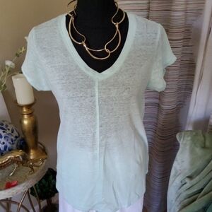 Tahari Mint V-Neck Short Sleeve Tee
